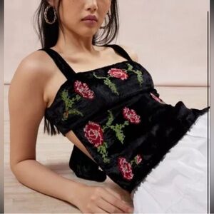 New UO Kimchi Blue✨Jana Velvet Embroidered Top- Black
